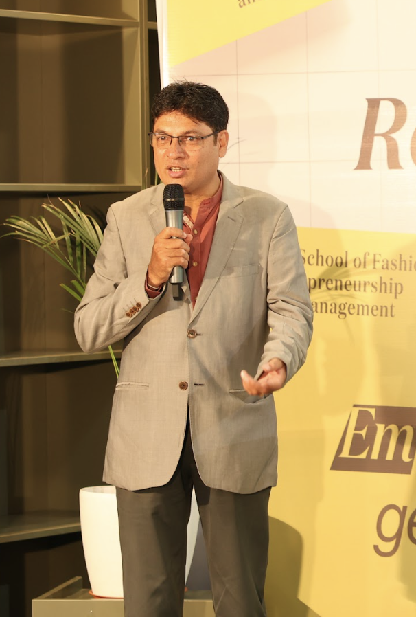 Girish Shavi - GlobalTextileSource - B2B Project Head